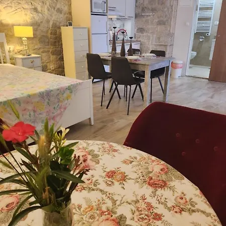 Zibi Kastela