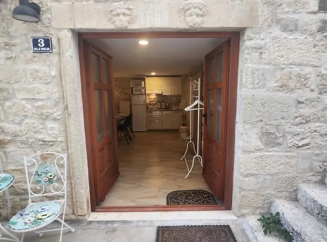 Zibi * Kaštela